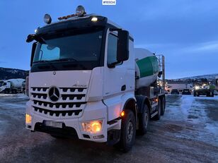 camion malaxeur Putzmeister  sur châssis Mercedes-Benz Arocs 8x4 concrete truck w/10m chute WATCH VIDEO