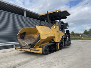 finisseur sur chenilles Caterpillar AP555F