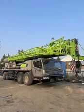 grue mobile Zoomlion The 80t truck crane is in good condition