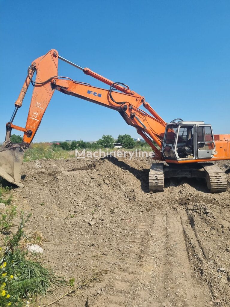 pelle sur chenilles FIAT Hitachi FH330