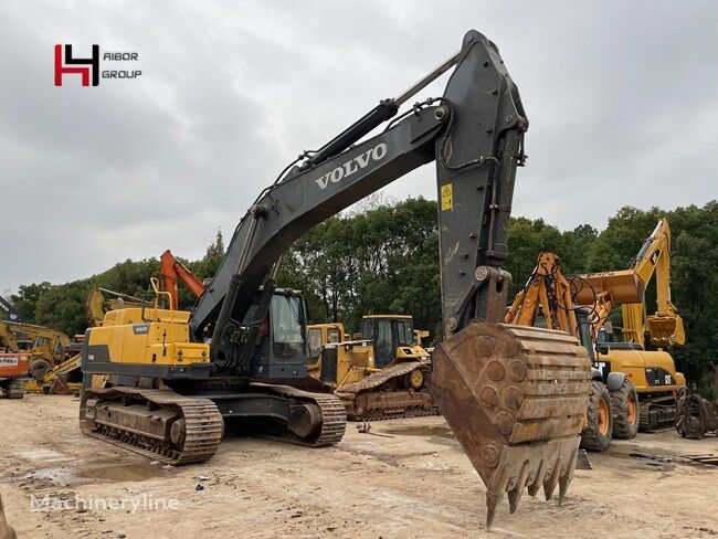 pelle sur chenilles Volvo EC480DL