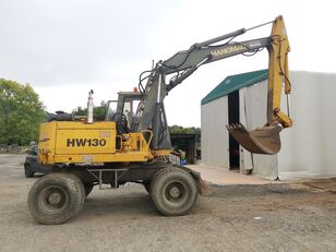 pelle sur pneus HANOMAG HW130
