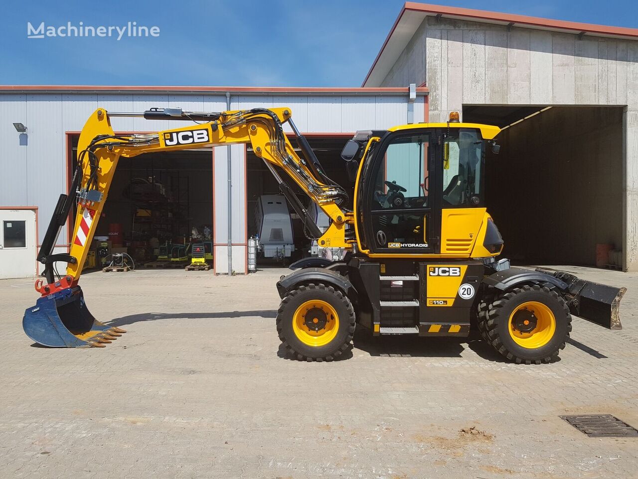 pelle sur pneus JCB HydraDig 110W